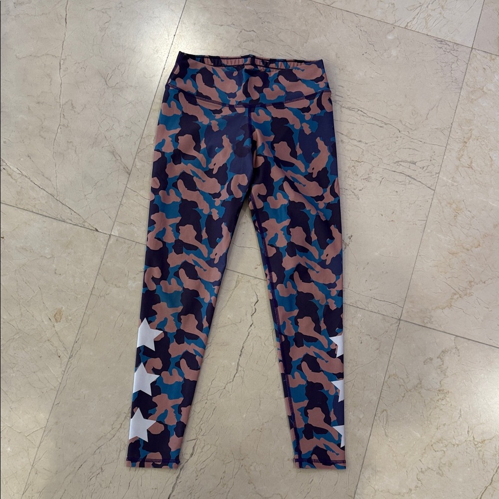 Shape Up Woman’s Camouflage Leggings